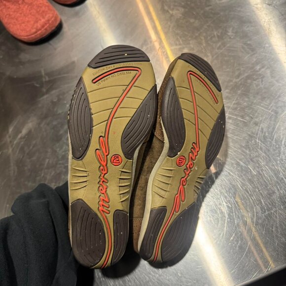 Merrell Women's Brown Loafers - Picture 5 of 5